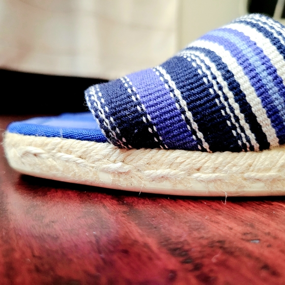 Unisa Espradilles Size 7.5 Unisa Wedge Sandals Womens Blue White Stripes - Picture 2 of 9